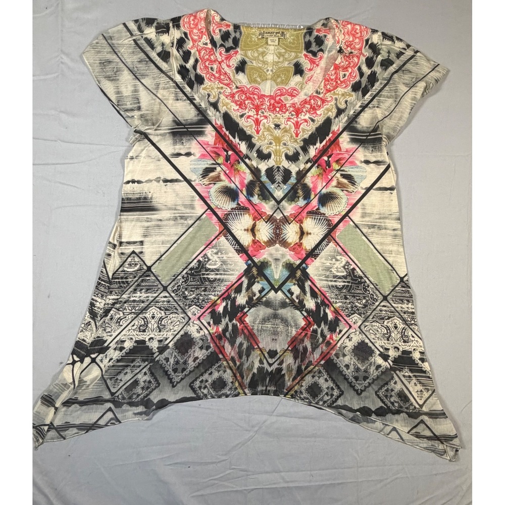 Energe World Wear XL Multi-Color Geometric Floral Sharkbite Hem Rhinestone Top